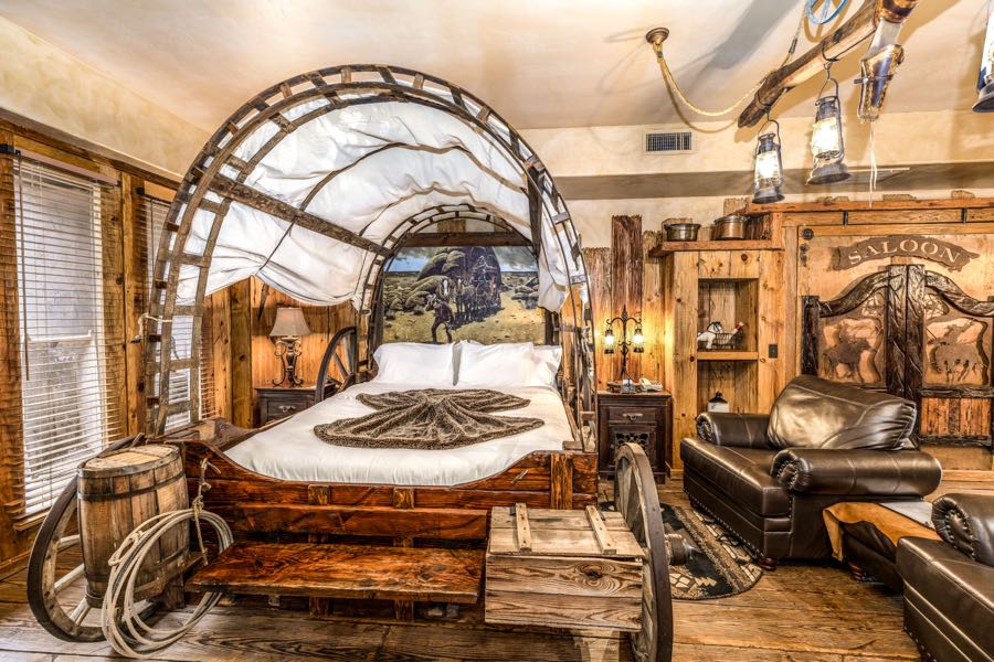 Wagon Wheel villa